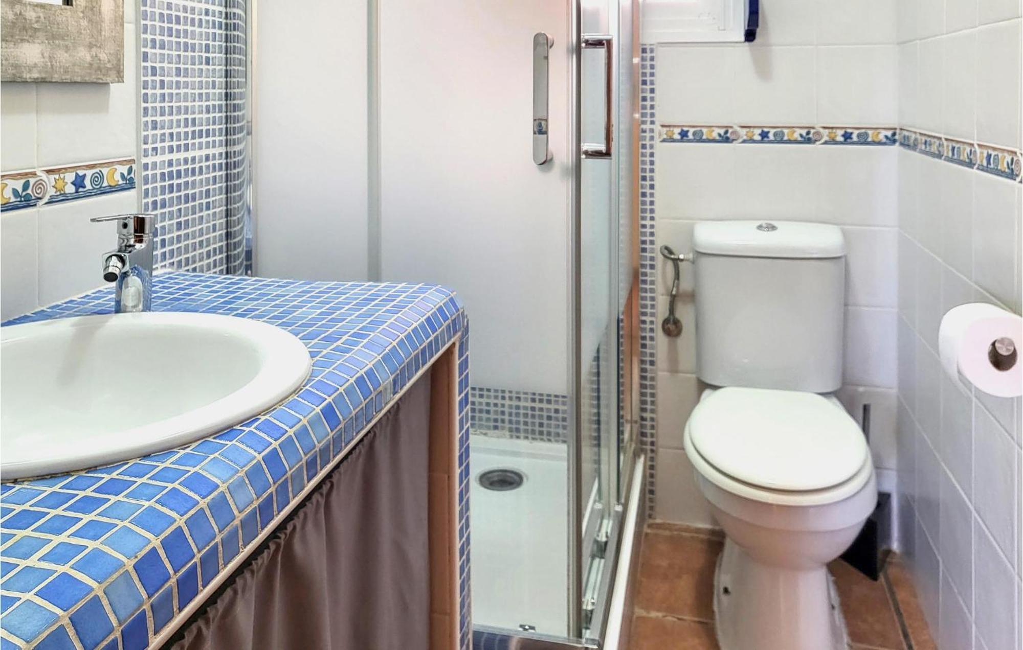 2 Bedroom Cozy Apartment In El Campello Eksteriør billede